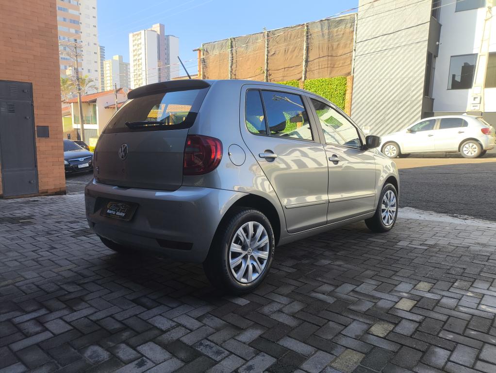 VOLKSWAGEN Fox - Foto