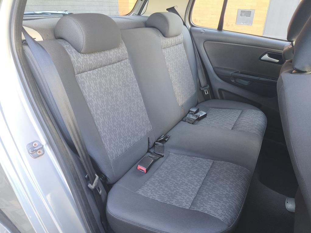 VOLKSWAGEN Fox - Foto