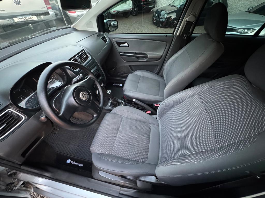 VOLKSWAGEN Fox - Foto