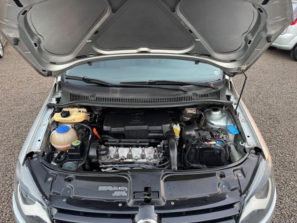 VOLKSWAGEN Fox - Foto