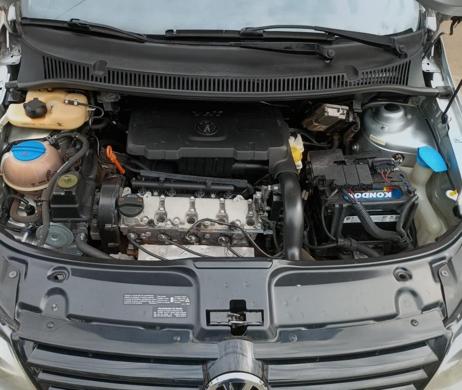 VOLKSWAGEN Fox - Foto
