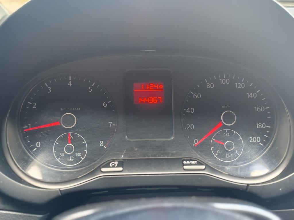 VOLKSWAGEN Fox - Foto