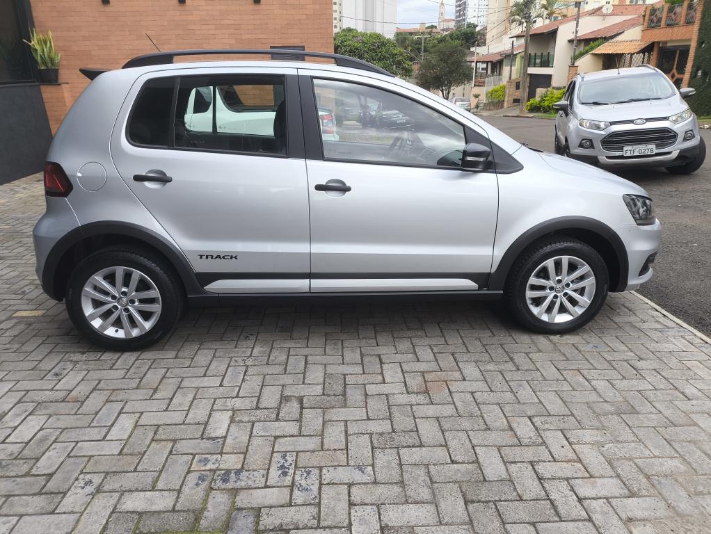 VOLKSWAGEN Fox - Foto