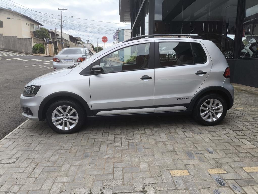 VOLKSWAGEN Fox - Foto