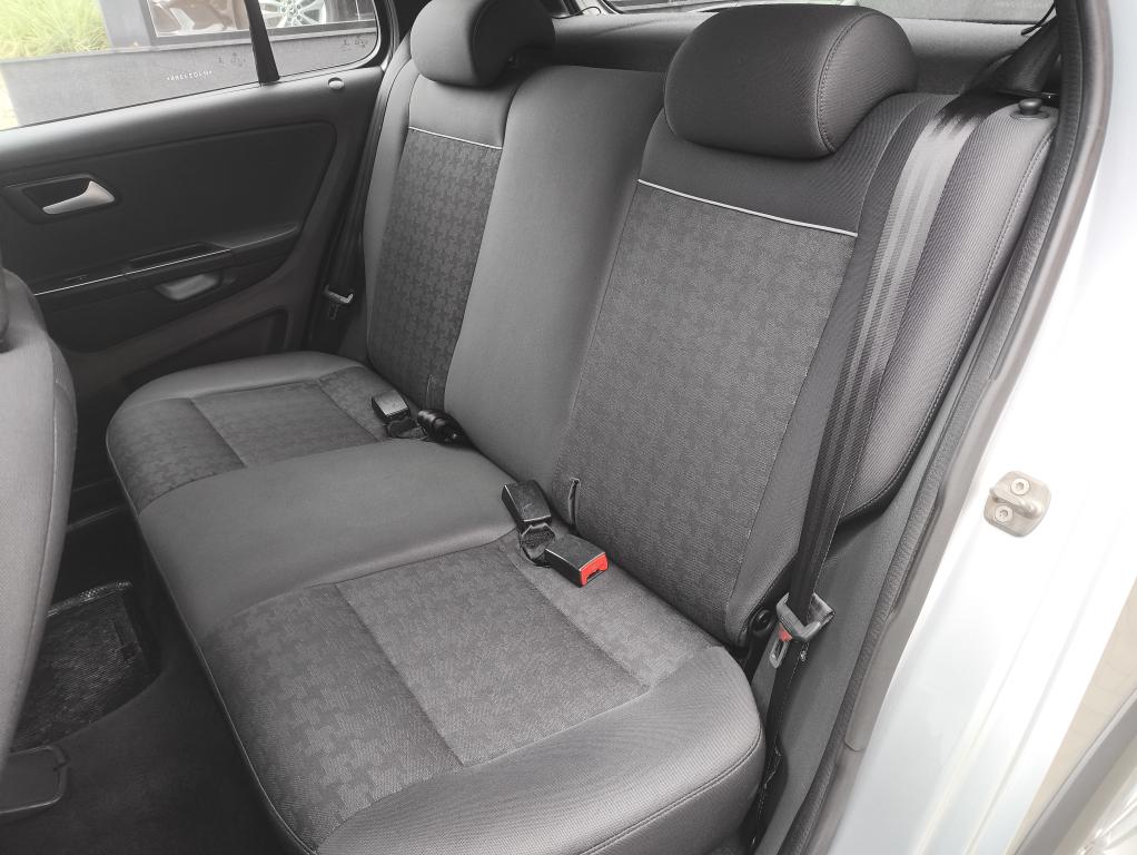 VOLKSWAGEN Fox - Foto