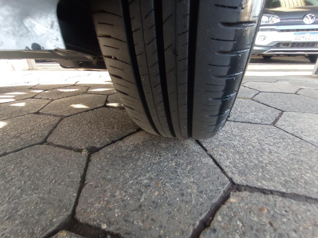 VOLKSWAGEN Fox - Foto