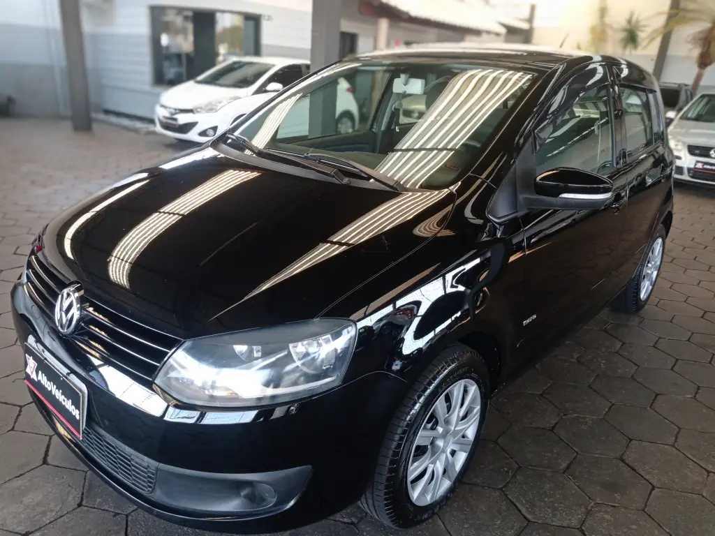 VOLKSWAGEN Fox - Foto