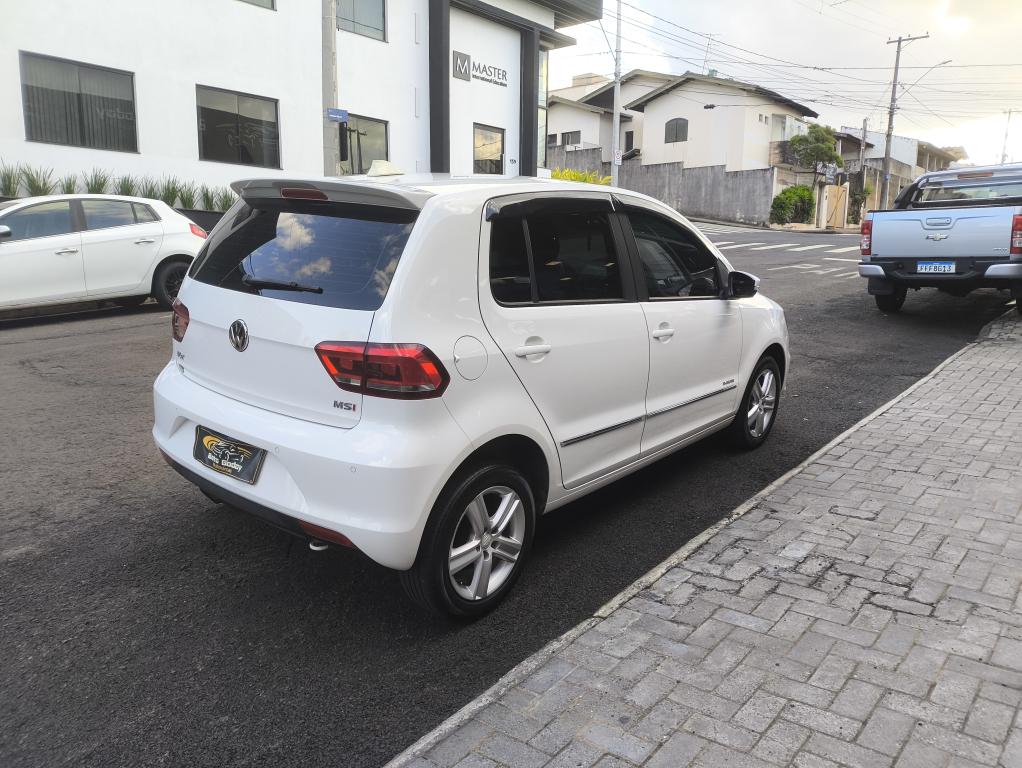 VOLKSWAGEN Fox - Foto