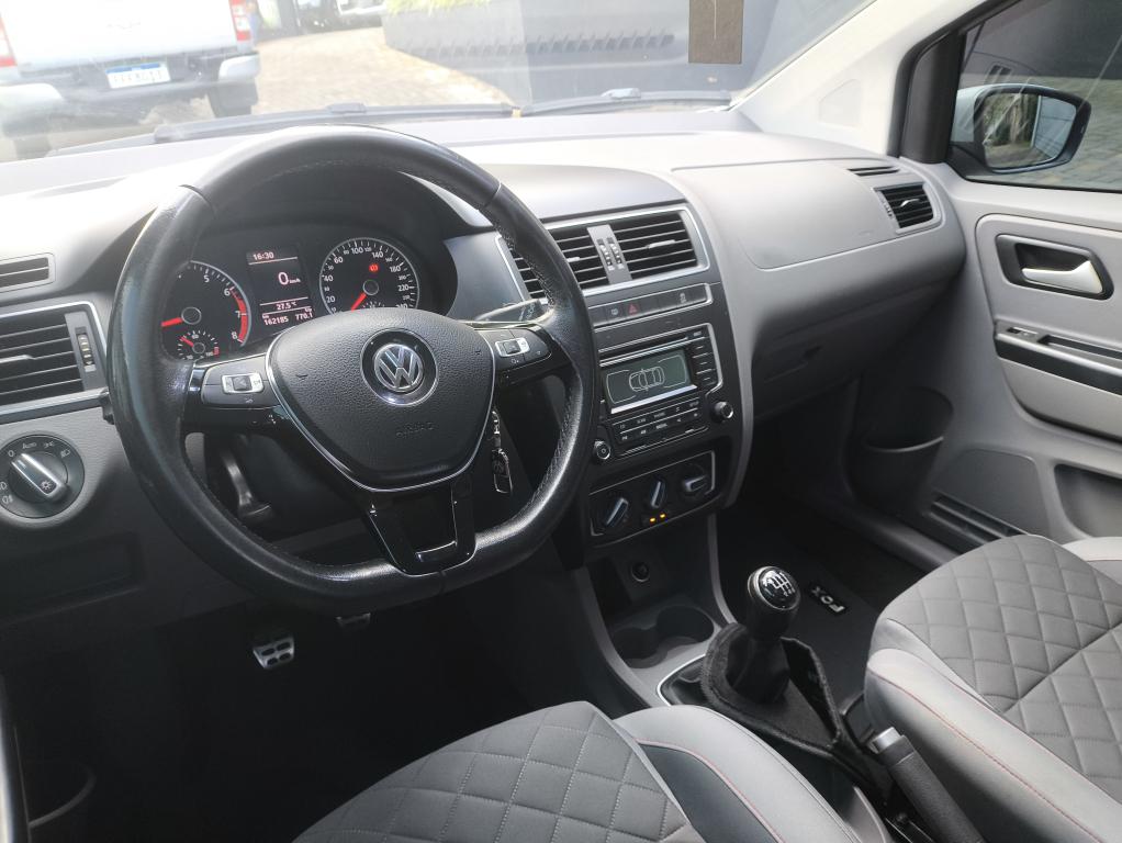 VOLKSWAGEN Fox - Foto
