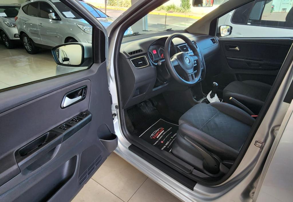 VOLKSWAGEN Fox - Foto