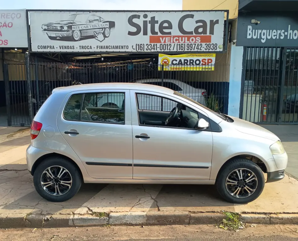 VOLKSWAGEN Fox - Foto