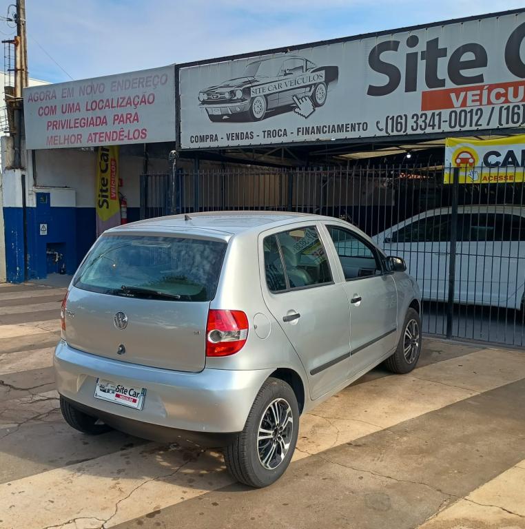 VOLKSWAGEN Fox - Foto