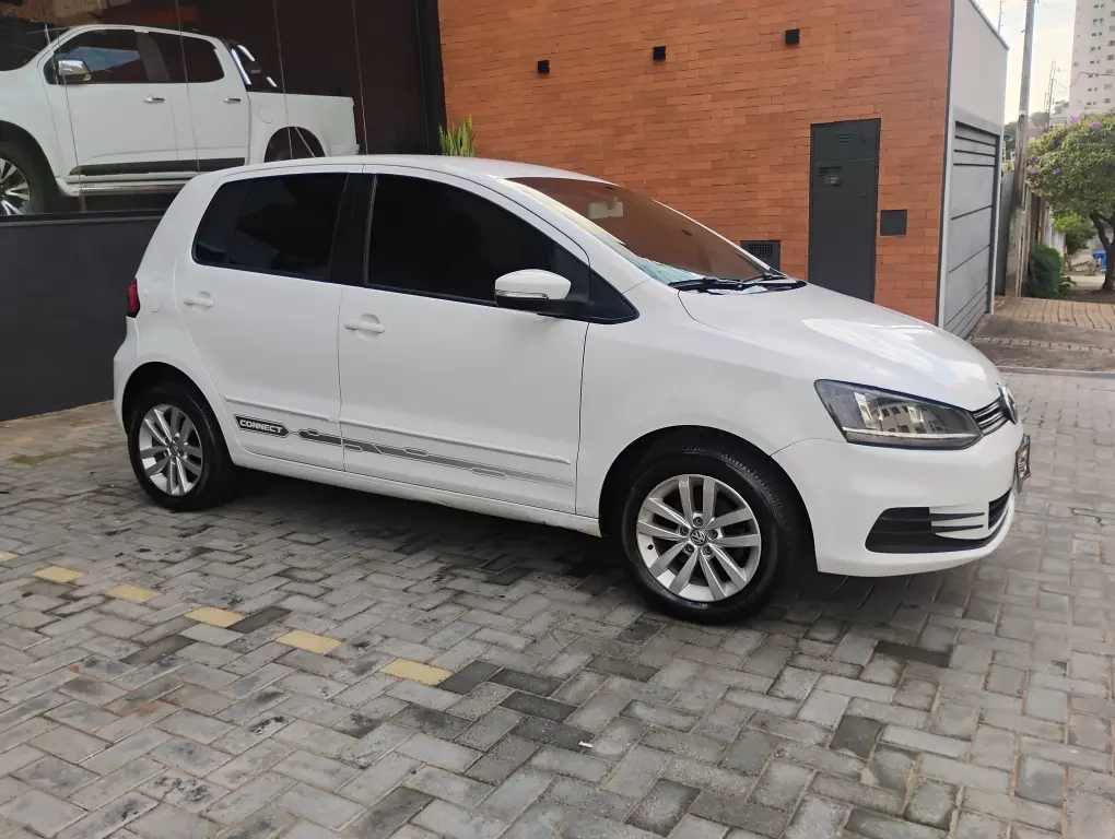 VOLKSWAGEN Fox - Foto