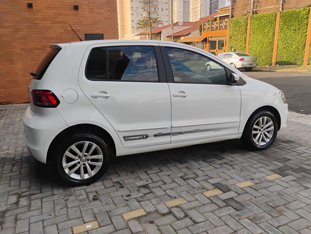 VOLKSWAGEN Fox - Foto
