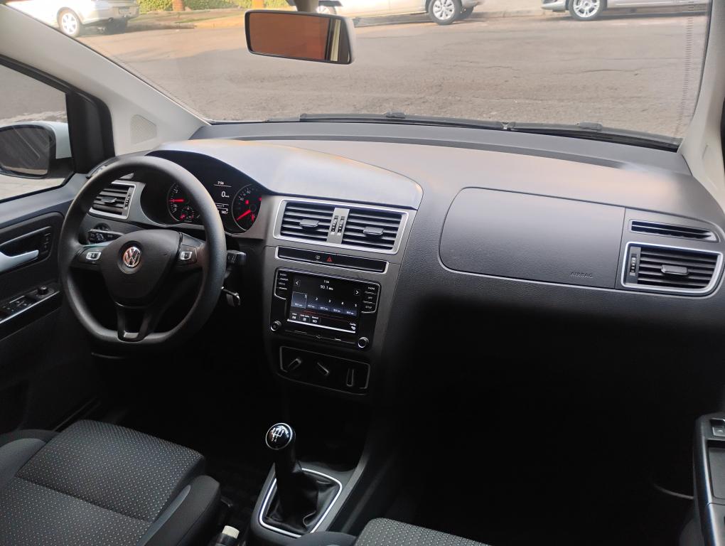 VOLKSWAGEN Fox - Foto