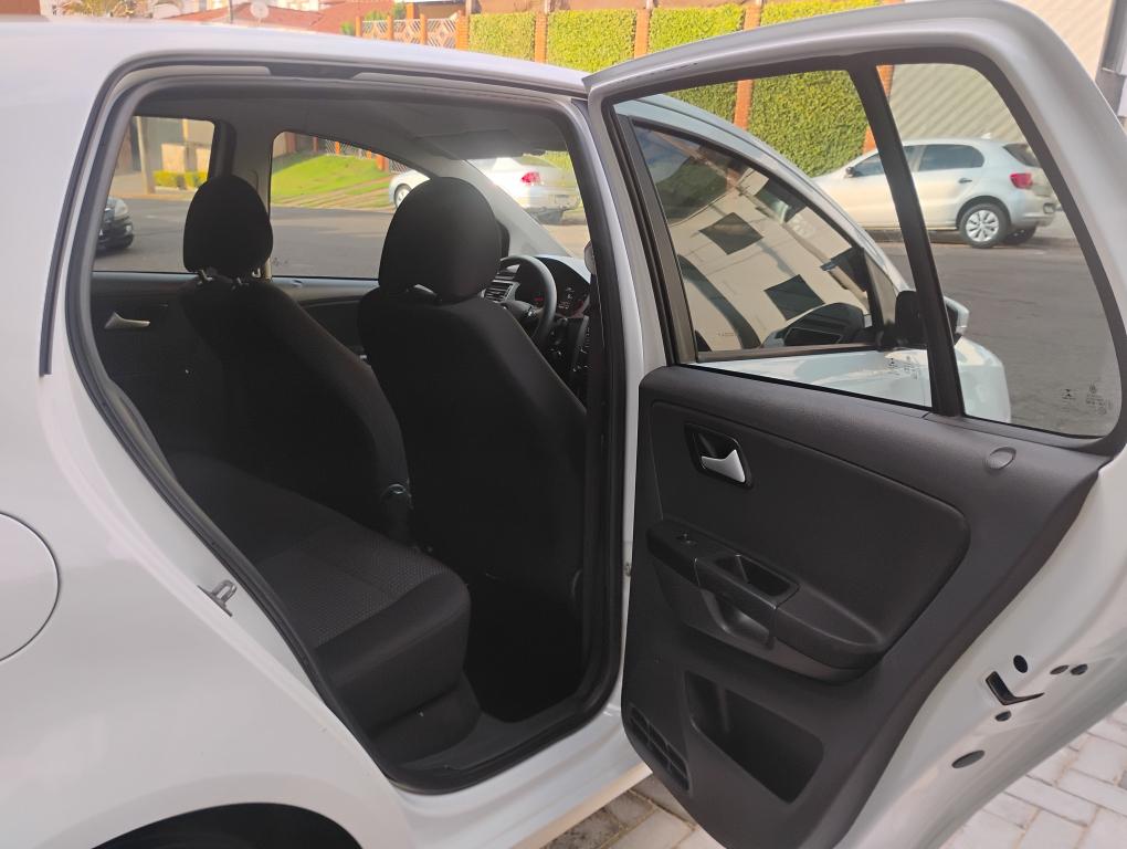 VOLKSWAGEN Fox - Foto