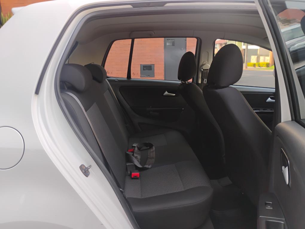 VOLKSWAGEN Fox - Foto