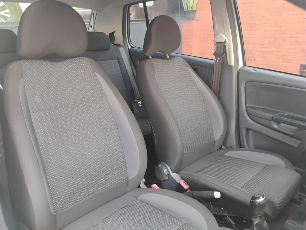 VOLKSWAGEN Fox - Foto