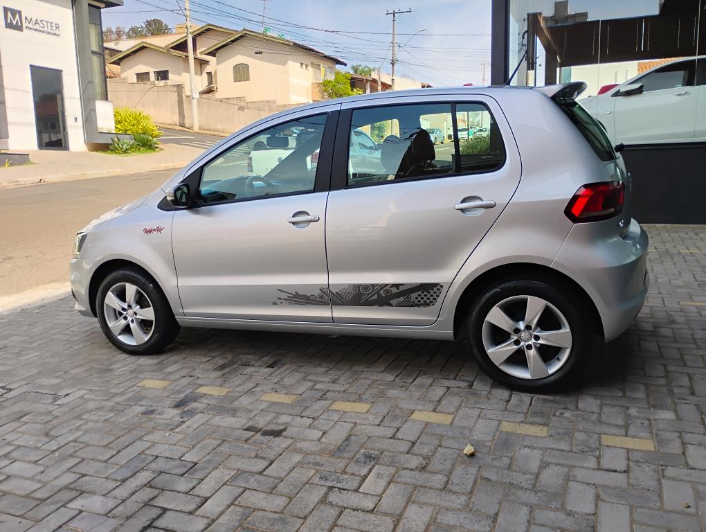 VOLKSWAGEN Fox - Foto