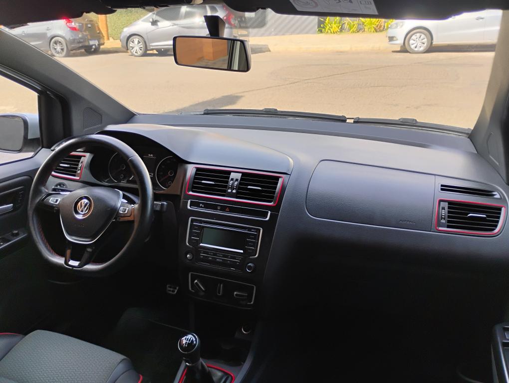 VOLKSWAGEN Fox - Foto