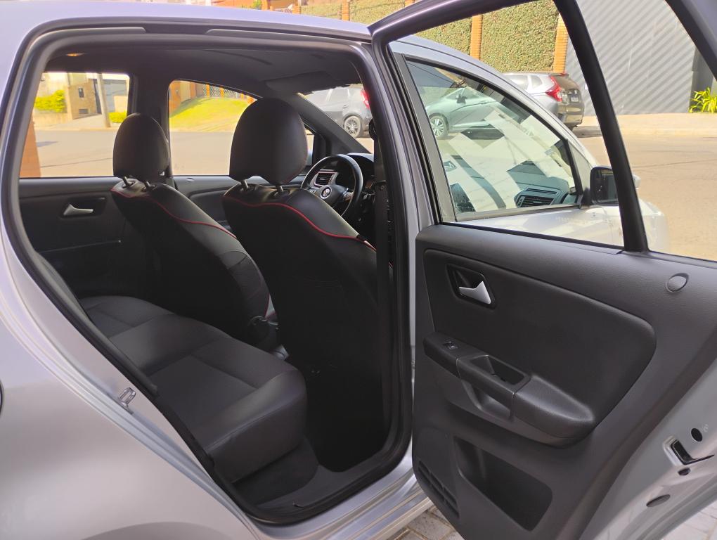 VOLKSWAGEN Fox - Foto