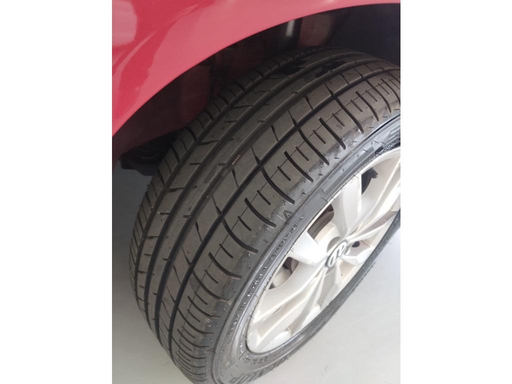 VOLKSWAGEN Fox - Foto