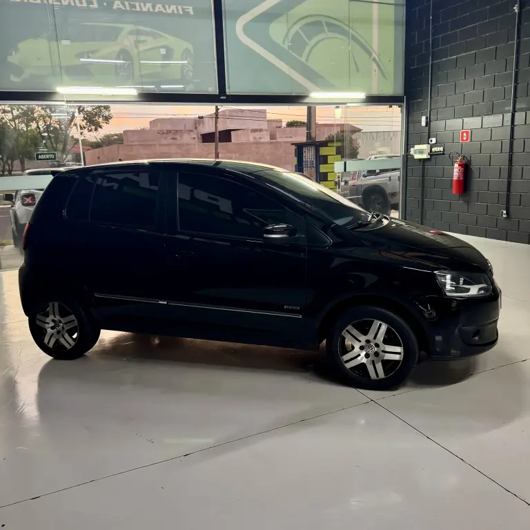 VOLKSWAGEN Fox - Foto