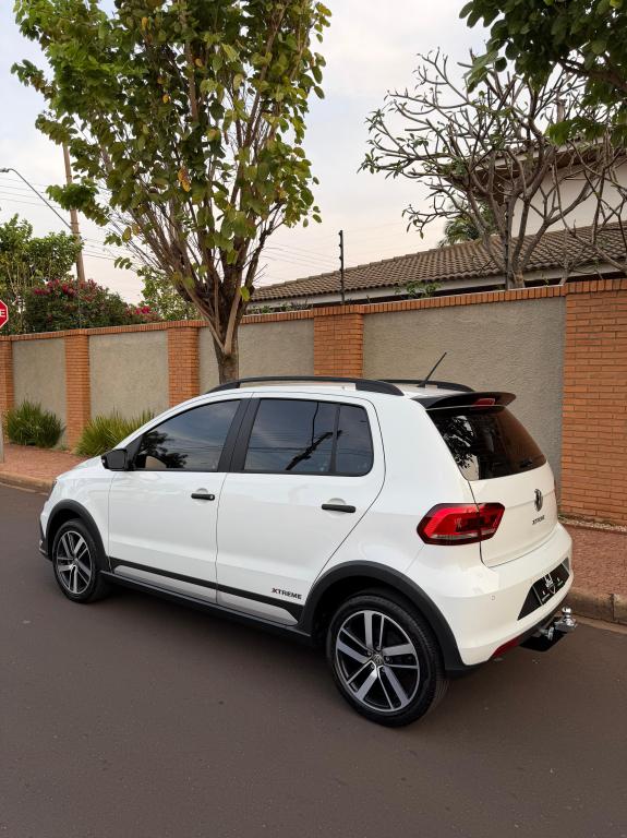 VOLKSWAGEN Fox - Foto