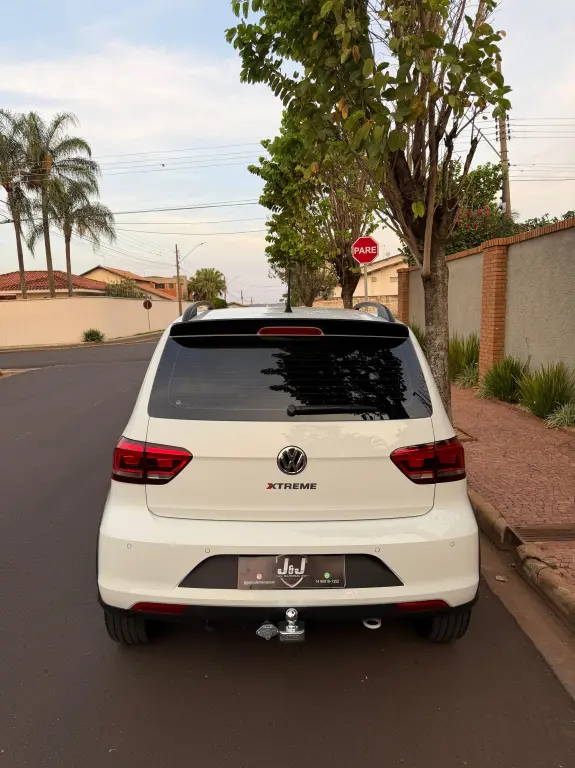 VOLKSWAGEN Fox - Foto