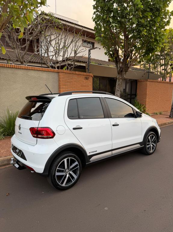 VOLKSWAGEN Fox - Foto