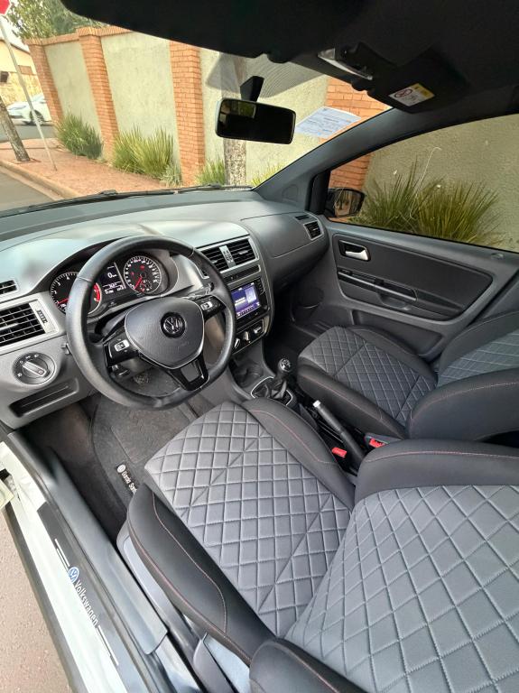 VOLKSWAGEN Fox - Foto