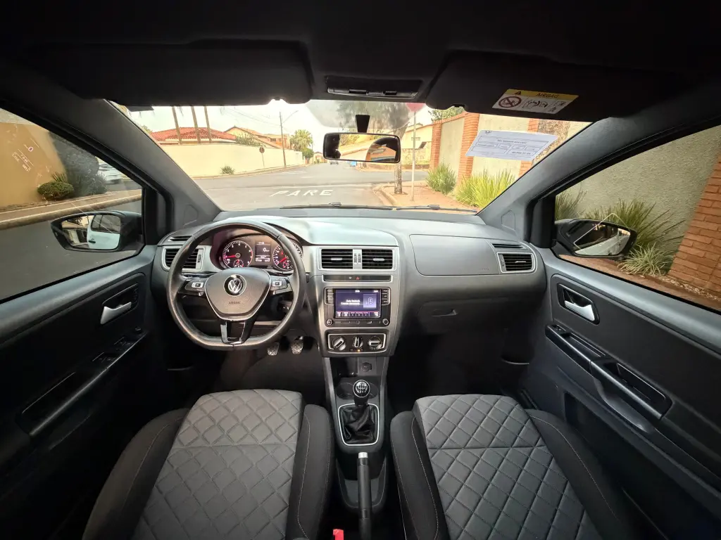 VOLKSWAGEN Fox - Foto