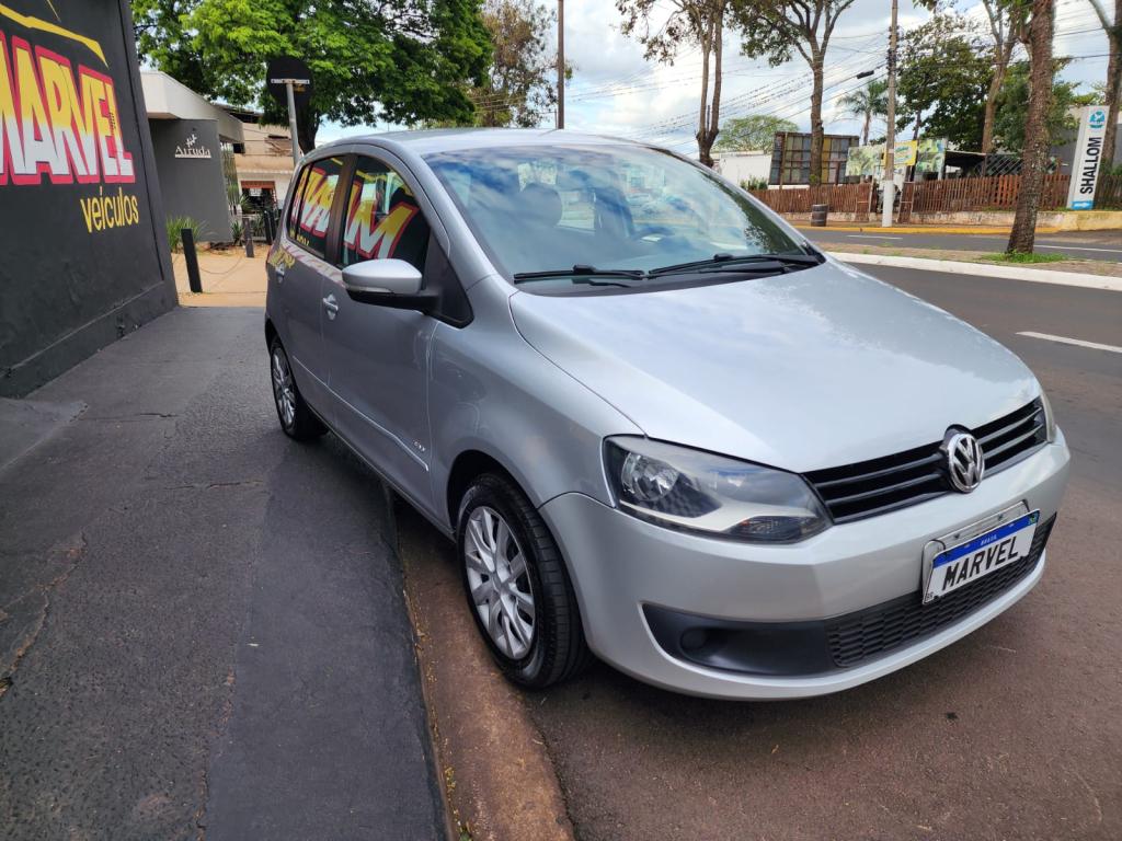 VOLKSWAGEN Fox - Foto
