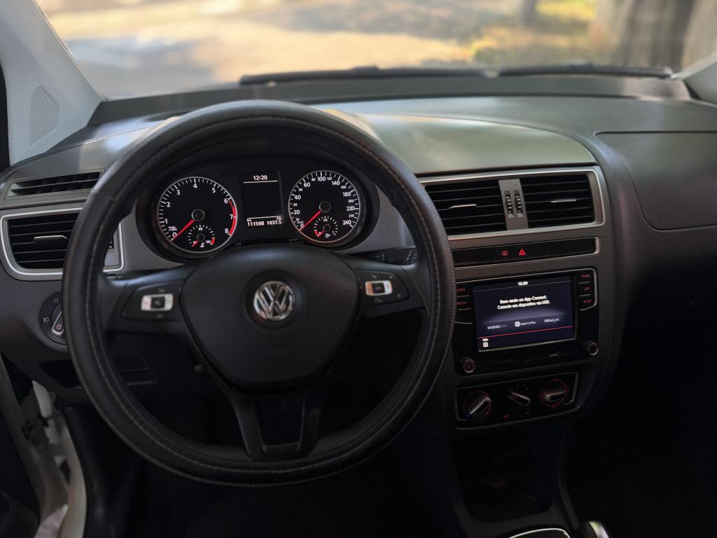 VOLKSWAGEN Fox - Foto