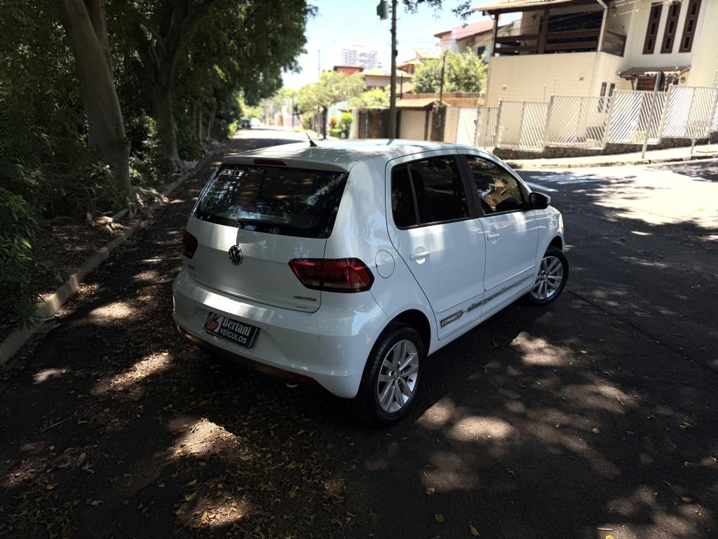VOLKSWAGEN Fox - Foto