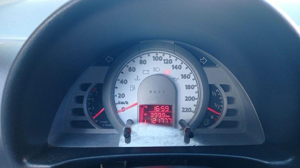 VOLKSWAGEN Fox - Foto