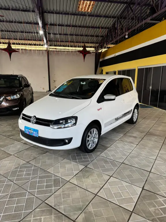 VOLKSWAGEN Fox - Foto
