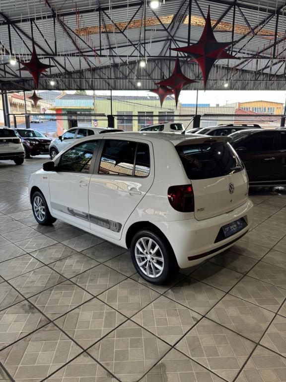 VOLKSWAGEN Fox - Foto