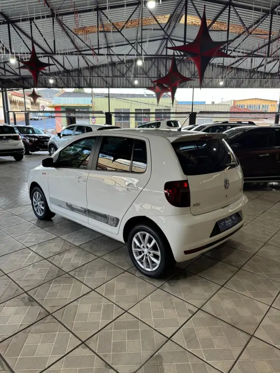 VOLKSWAGEN Fox - Foto