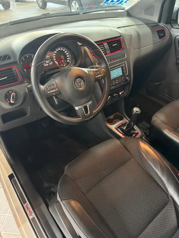 VOLKSWAGEN Fox - Foto