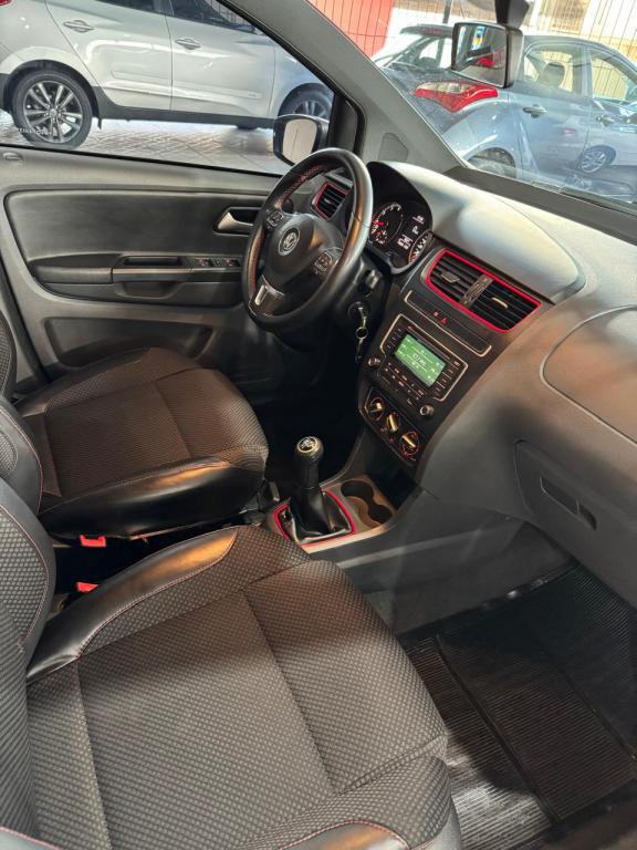 VOLKSWAGEN Fox - Foto