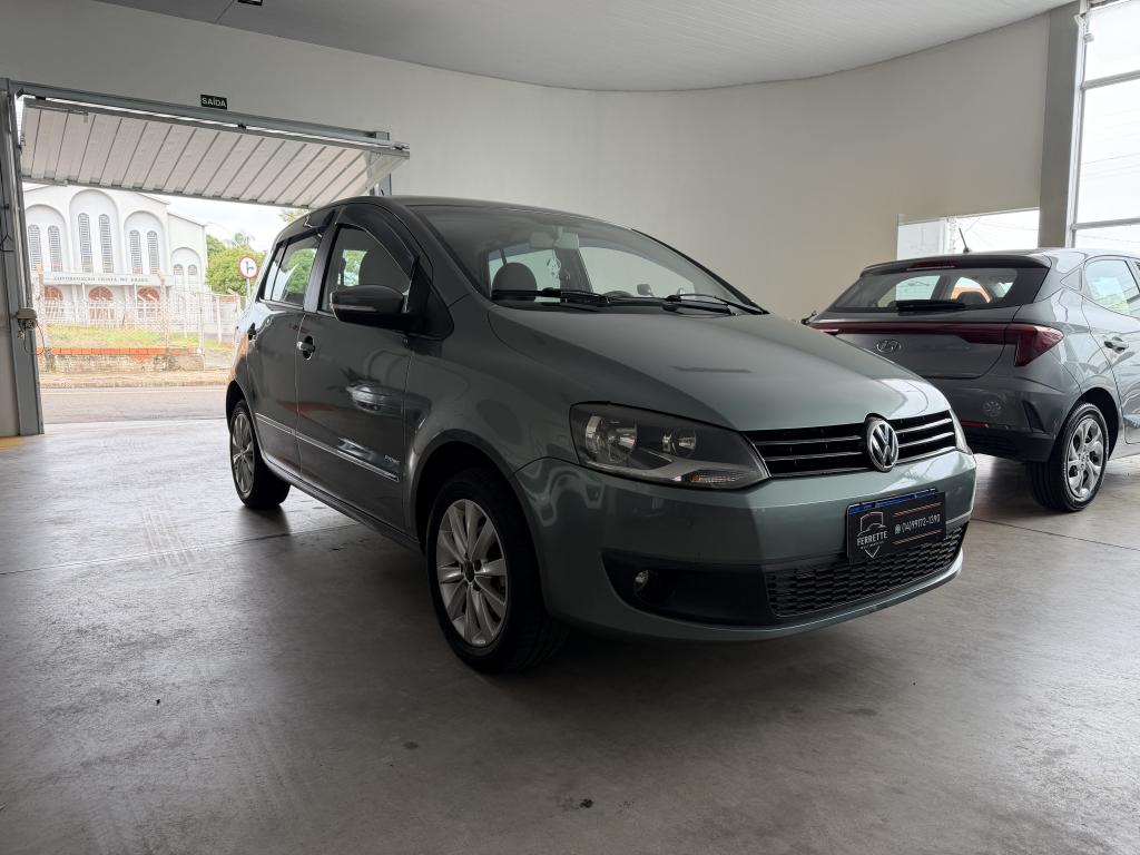 VOLKSWAGEN Fox - Foto