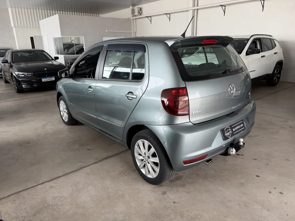 VOLKSWAGEN Fox - Foto