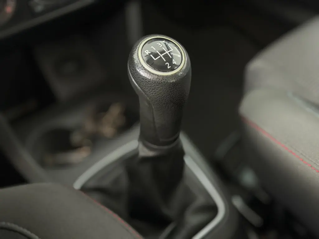 VOLKSWAGEN Fox - Foto