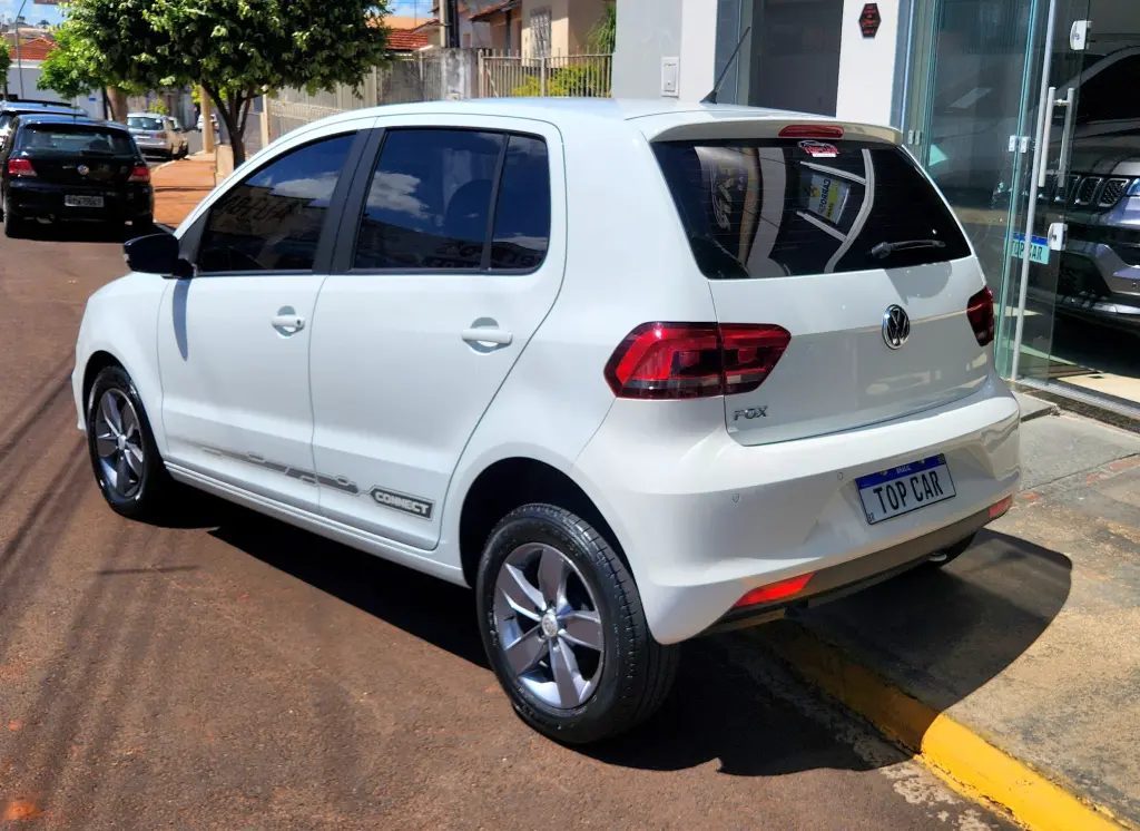 VOLKSWAGEN Fox - Foto