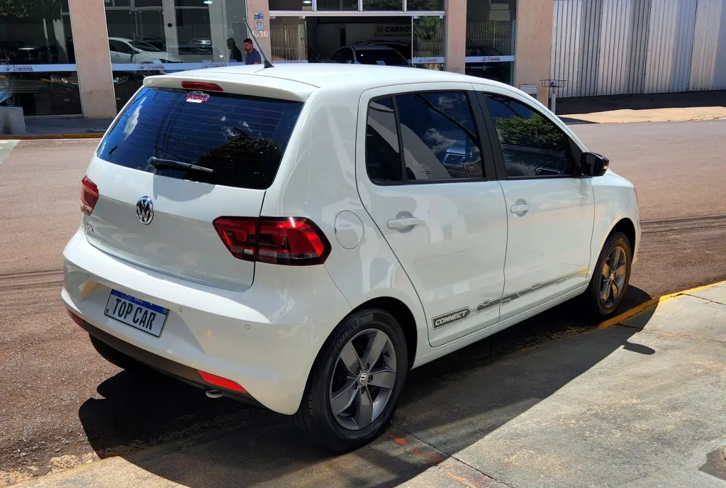 VOLKSWAGEN Fox - Foto
