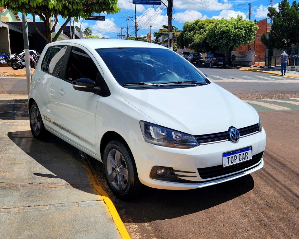 VOLKSWAGEN Fox - Foto