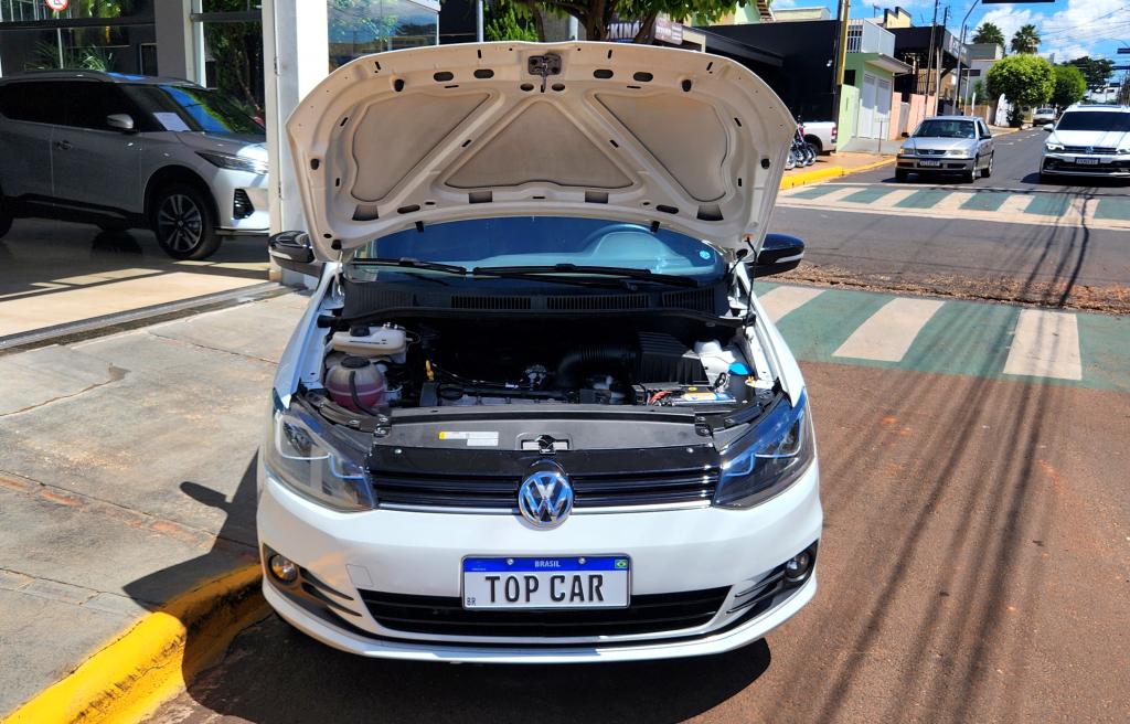 VOLKSWAGEN Fox - Foto