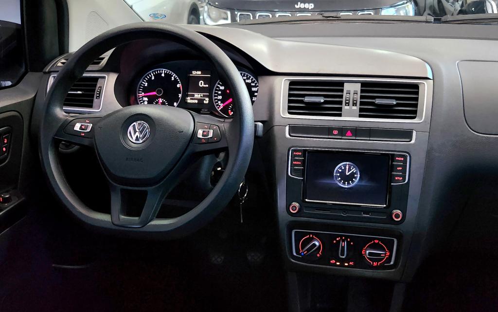 VOLKSWAGEN Fox - Foto