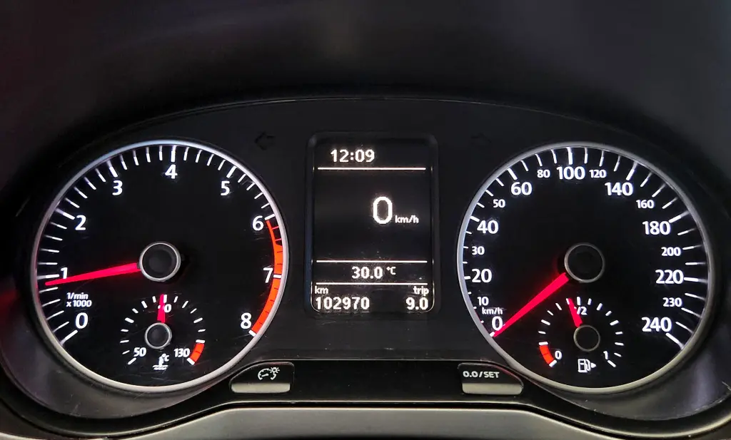 VOLKSWAGEN Fox - Foto